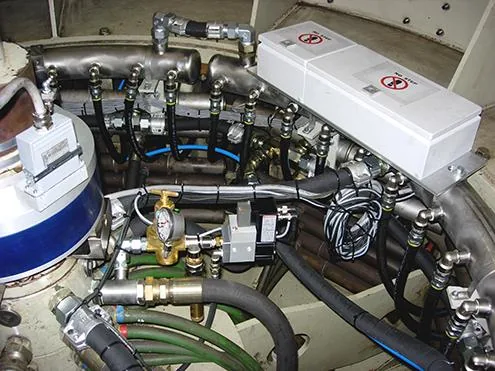 Reference view of pneumatic manifold and hose routing